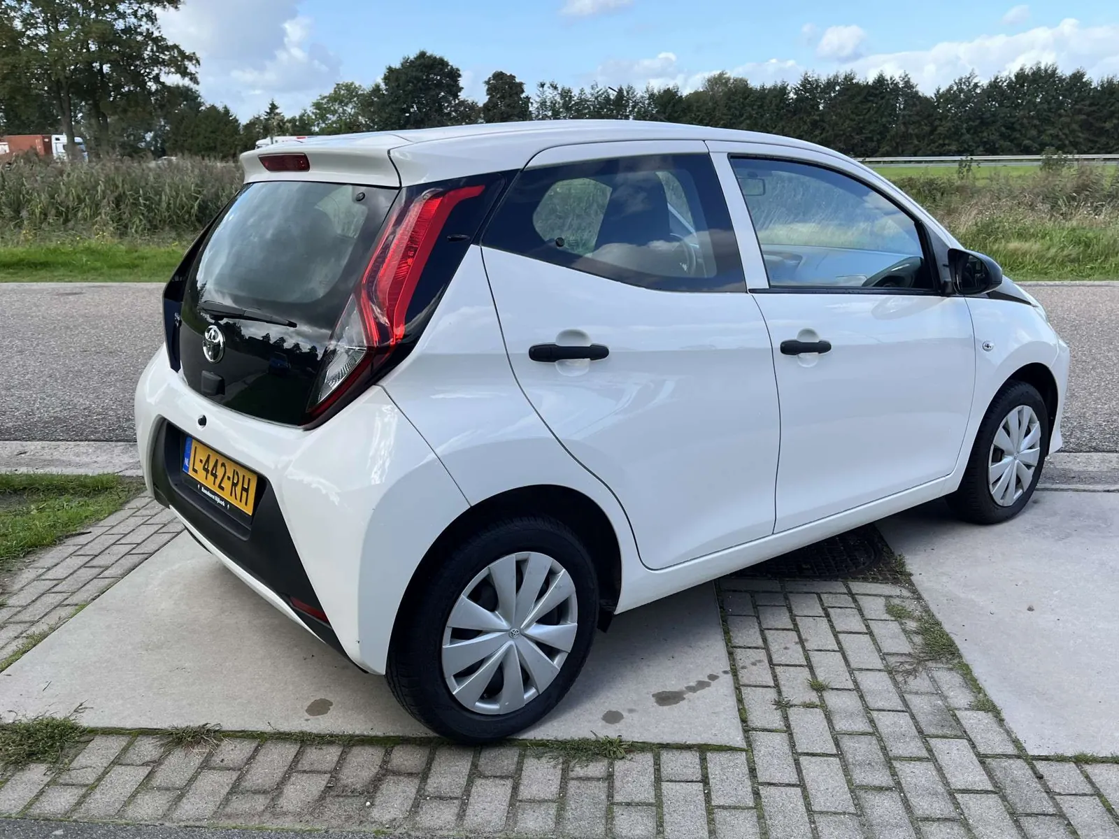 Toyota Aygo 2021 photo 2