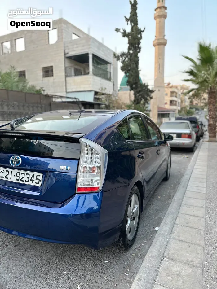 Toyota Prius 2011 photo 3