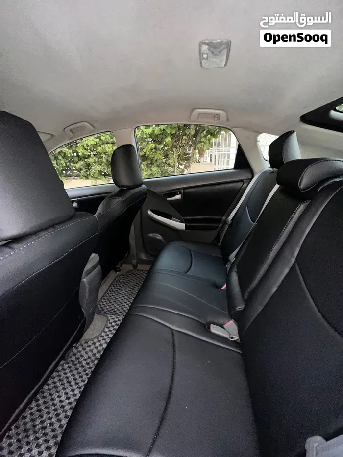 Toyota Prius 2011 photo 4