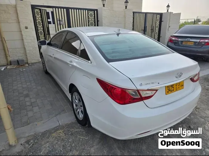 Hyundai Sonata 2011 photo 3