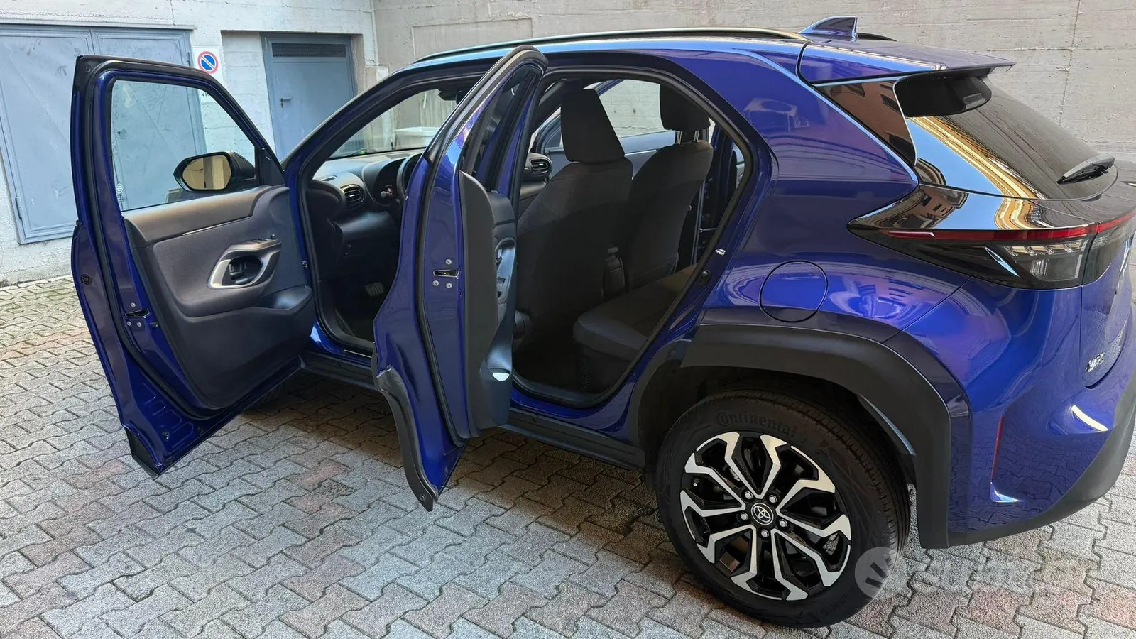 Toyota Yaris Cross 2023 photo 3
