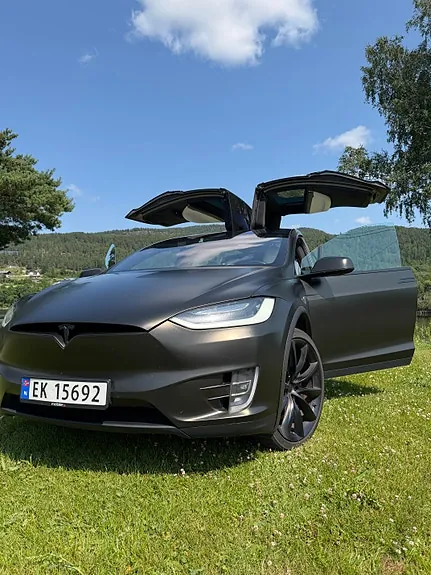 Tesla Model X 2016 photo 3