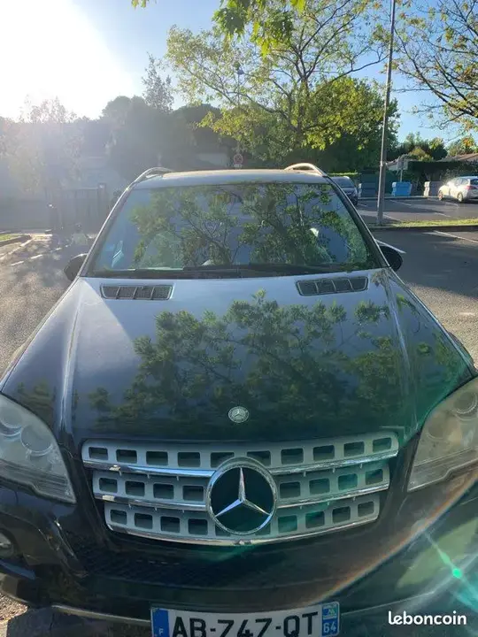 Mercedes-Benz 280