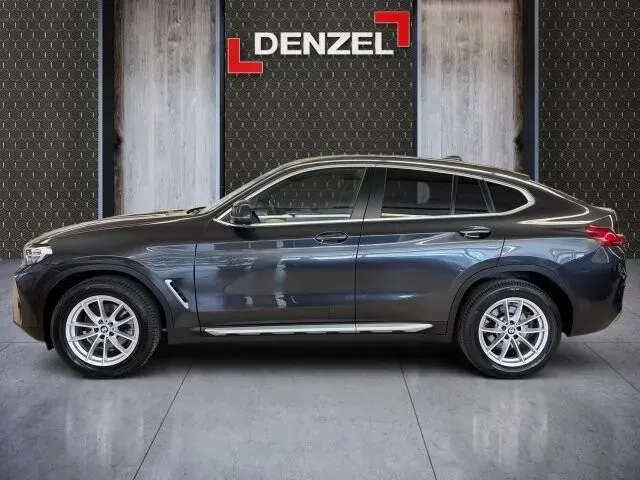 BMW X4 2022 photo 2