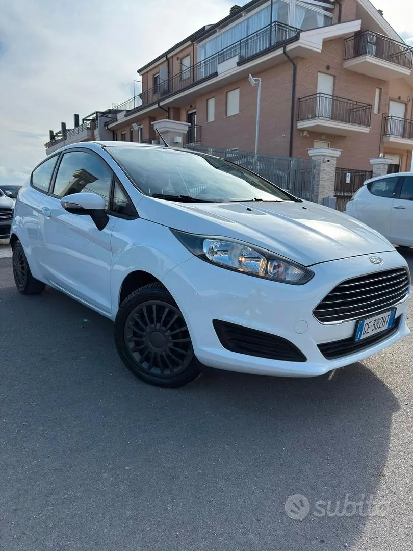 Ford Fiesta 2015 photo 3