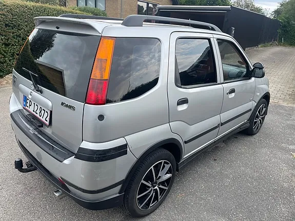 Suzuki Ignis 2006 photo 4