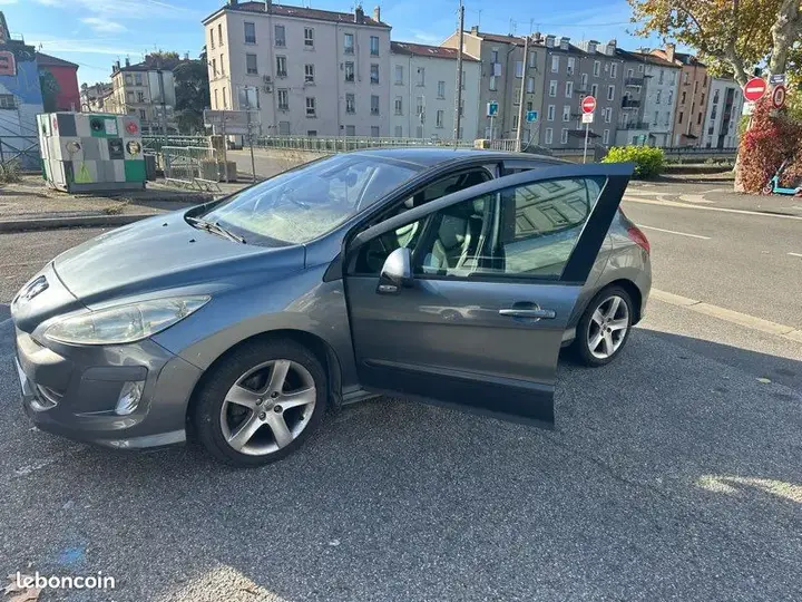 Peugeot 308 2007 photo 2