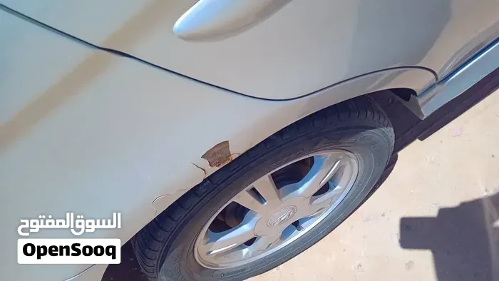 Hyundai Verna 2010 photo 3