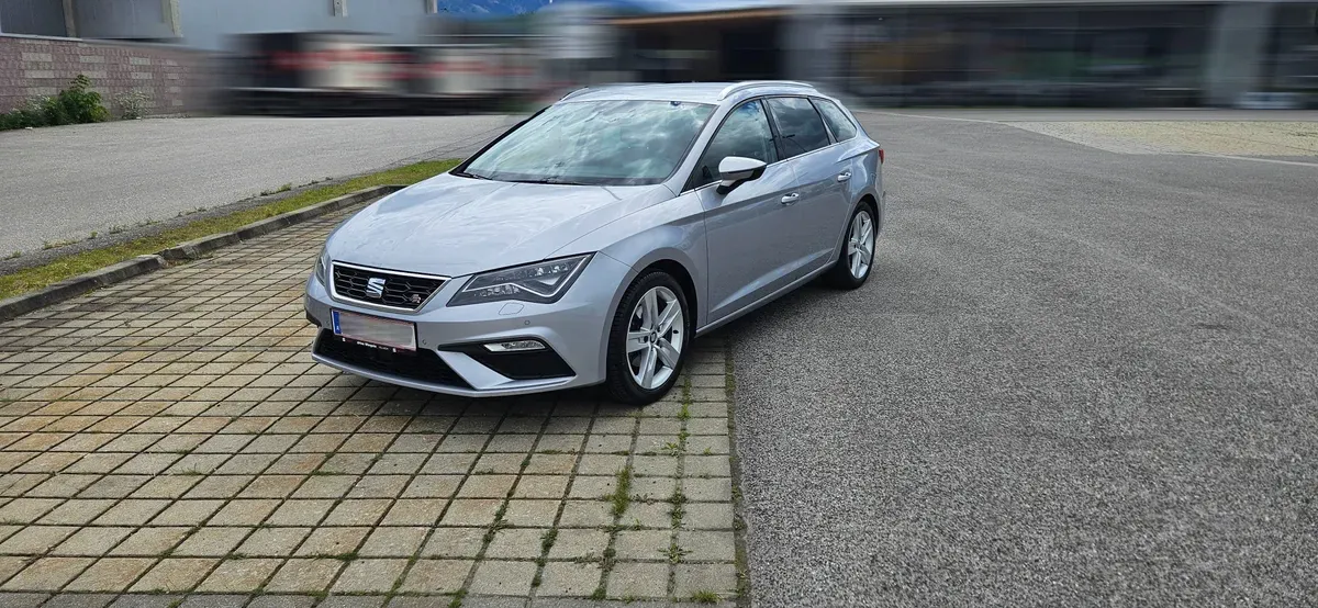 Seat Leon 2017 photo 3