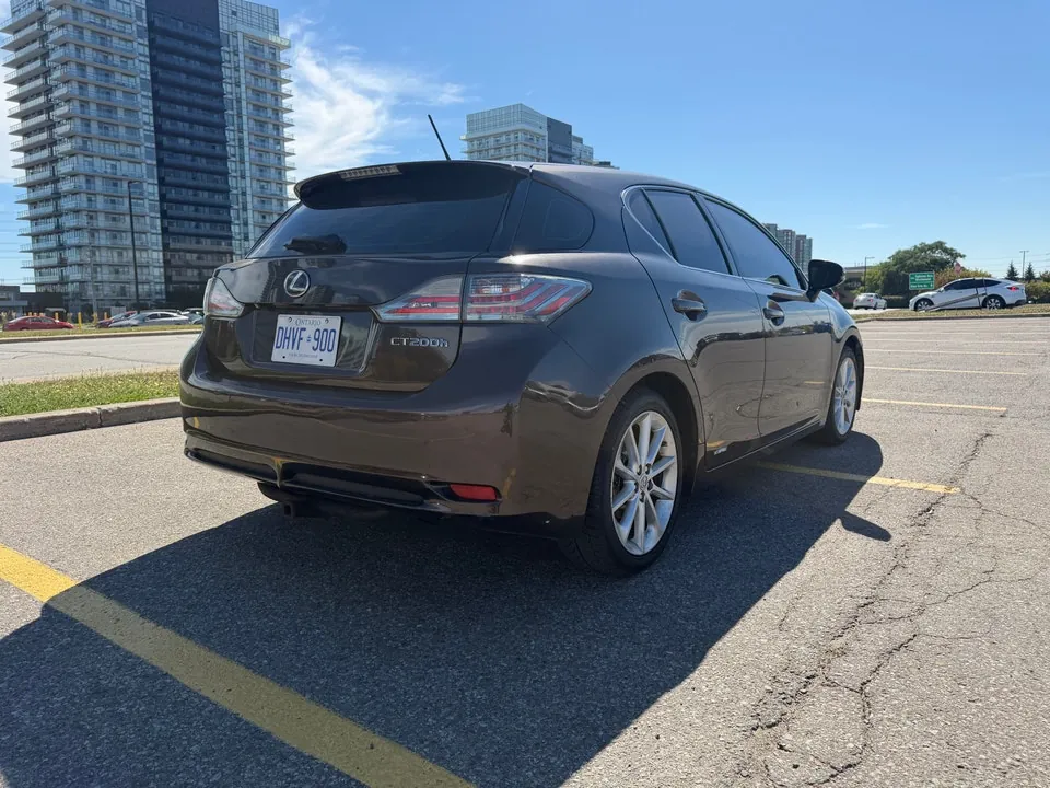 Lexus Ct200H 2011 photo 4