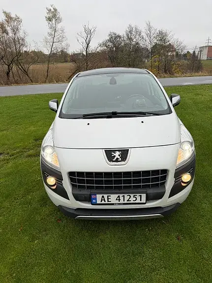 Peugeot 3008 2014 photo 2