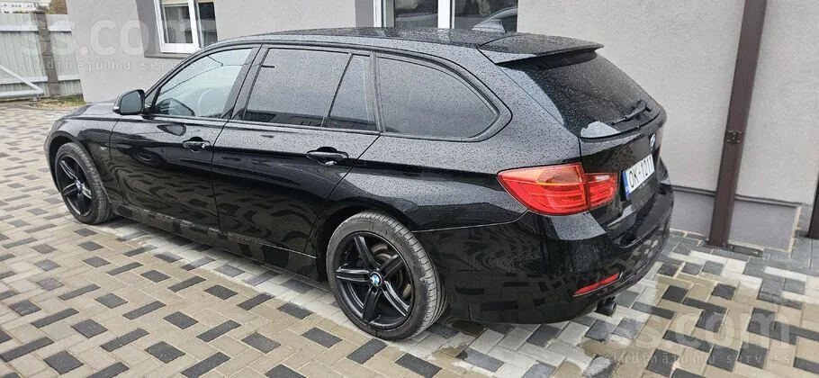 BMW 318 2014 photo 2