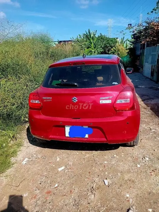 Suzuki Swift 2018 photo 2