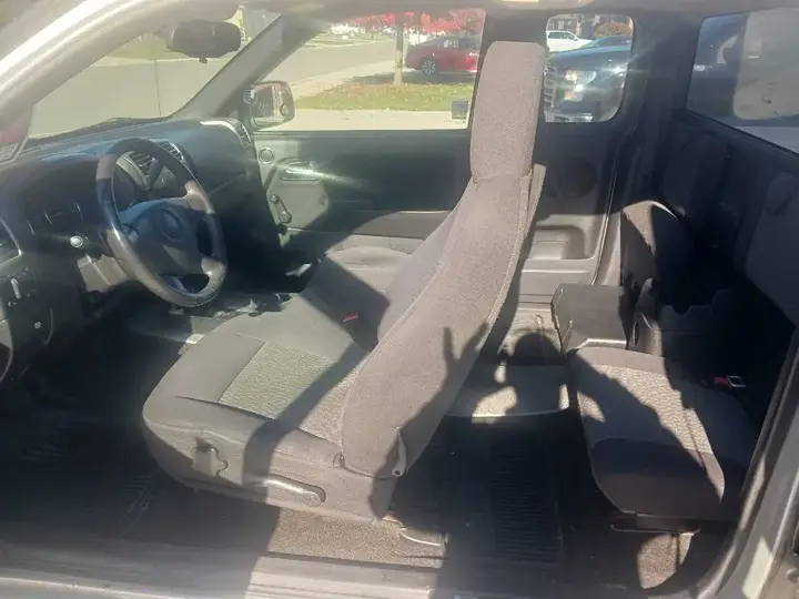 Chevrolet Colorado 2011 photo 3