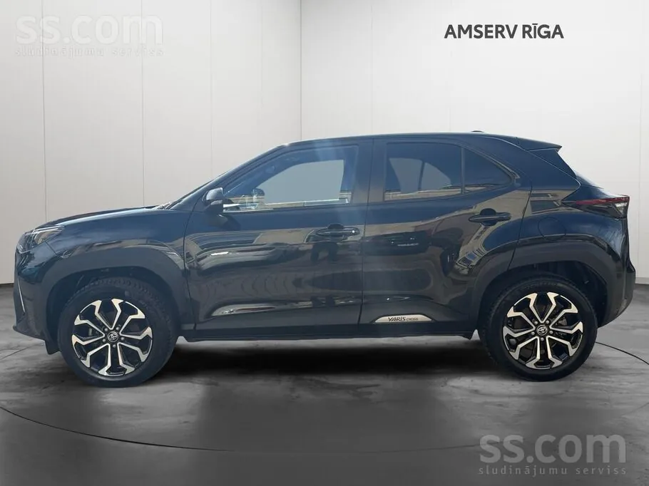 Toyota Yaris Cross 2022 photo 3