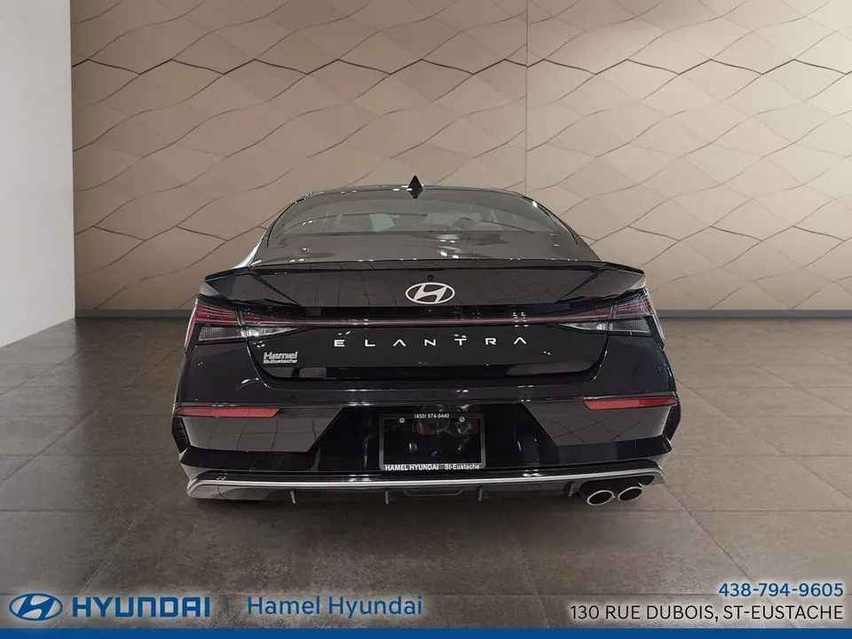 Hyundai Elantra 2024 photo 3