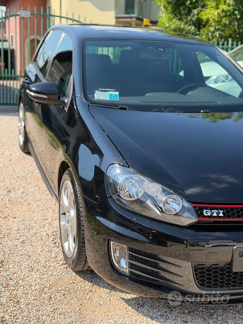 Volkswagen Golf Gti 2010 photo 4