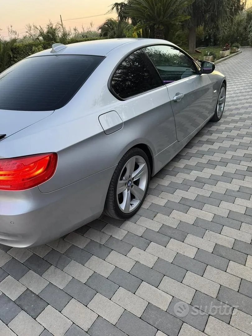 BMW 320D 2012 photo 3