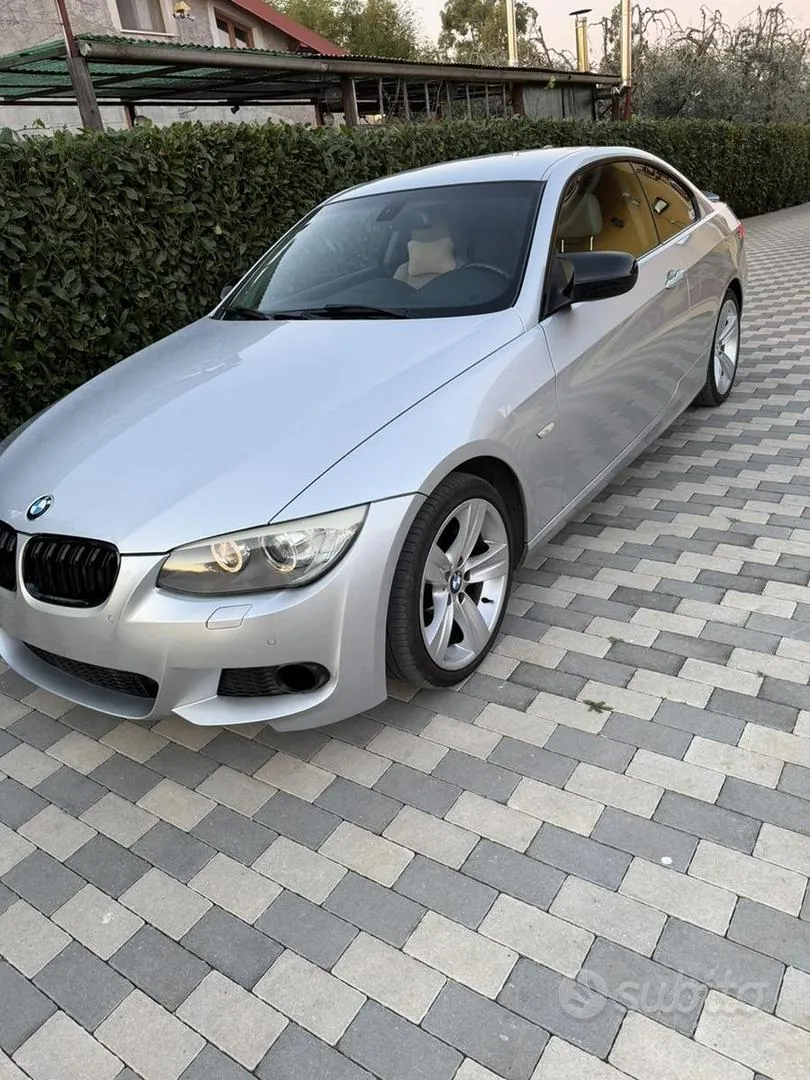 BMW 320D 2012 photo 2