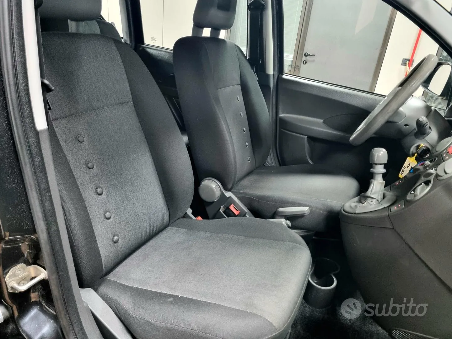 Fiat Panda 2011 photo 5