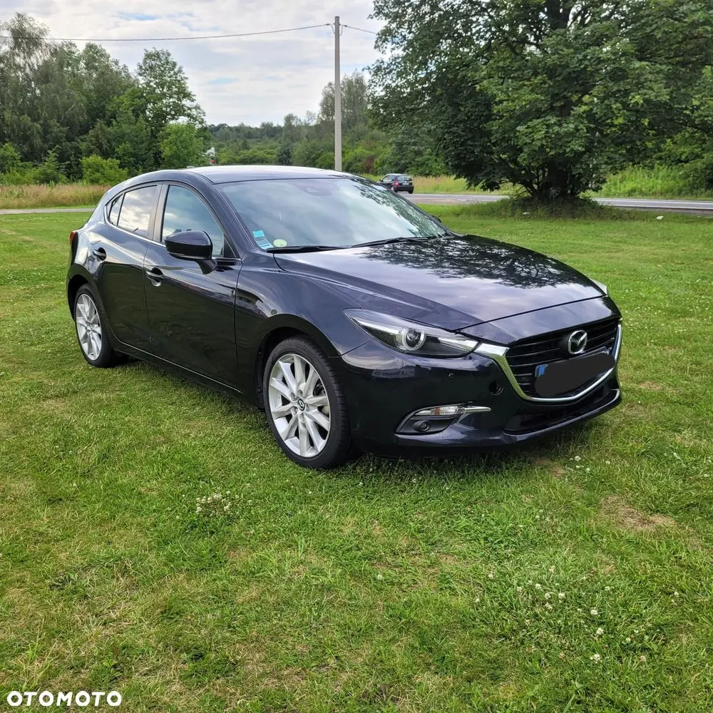 Mazda 3 2017 photo 2