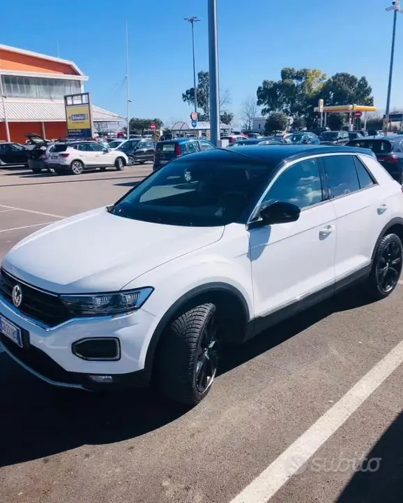 Volkswagen T-Roc 2020 photo 3