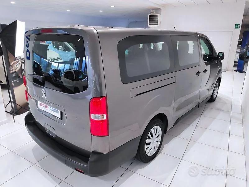 Peugeot Traveller 2020 photo 3
