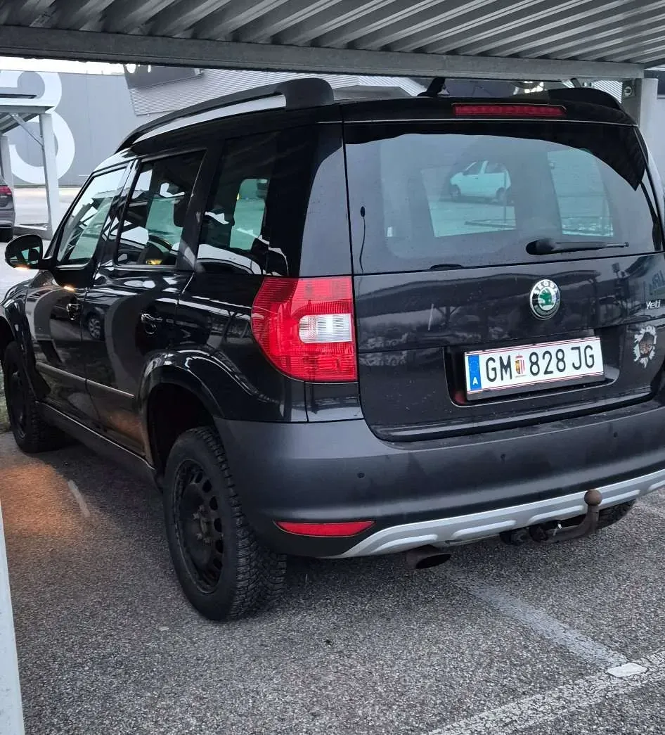 Skoda Yeti 2013 photo 3