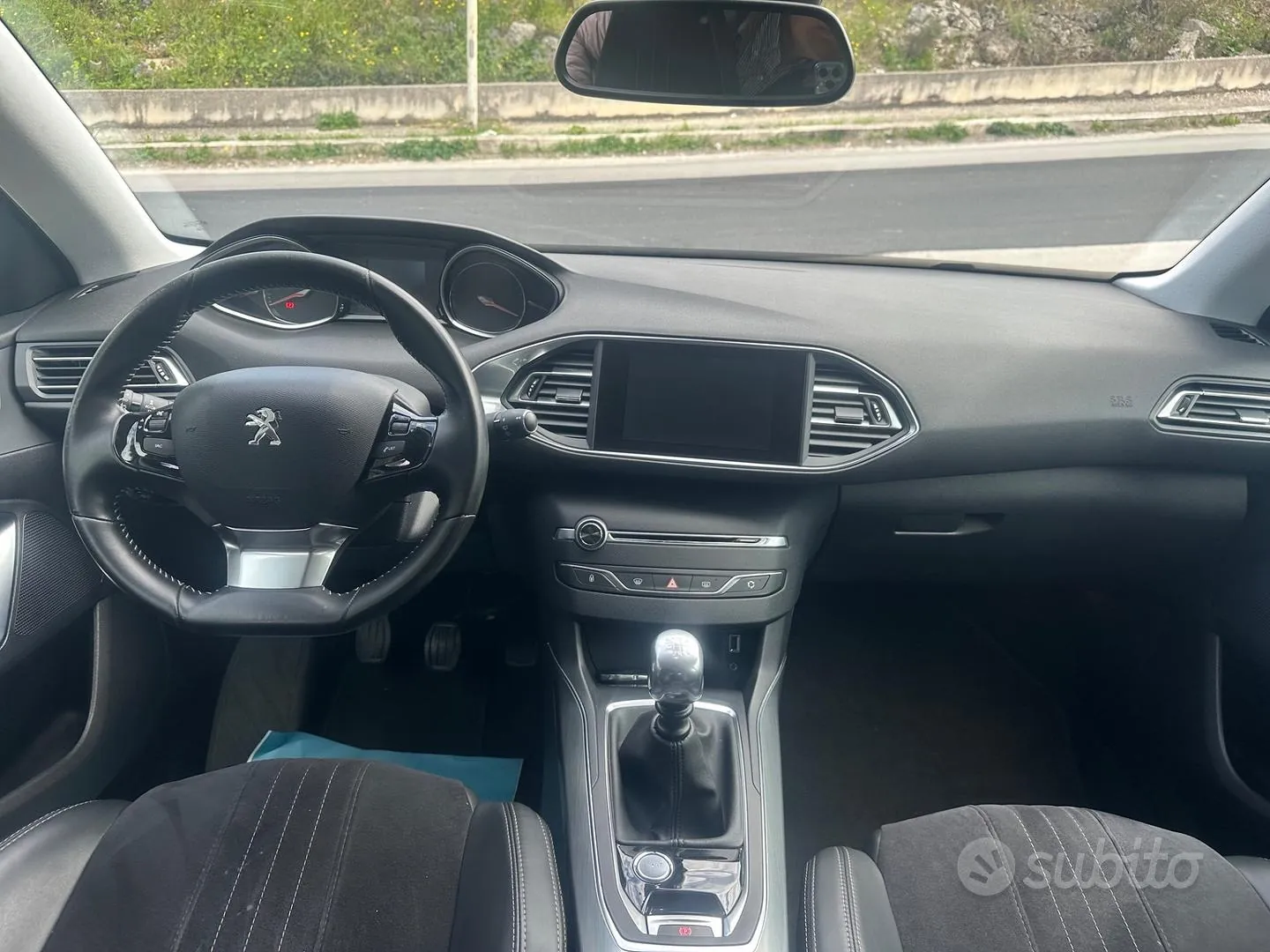 Peugeot 308 2015 photo 5