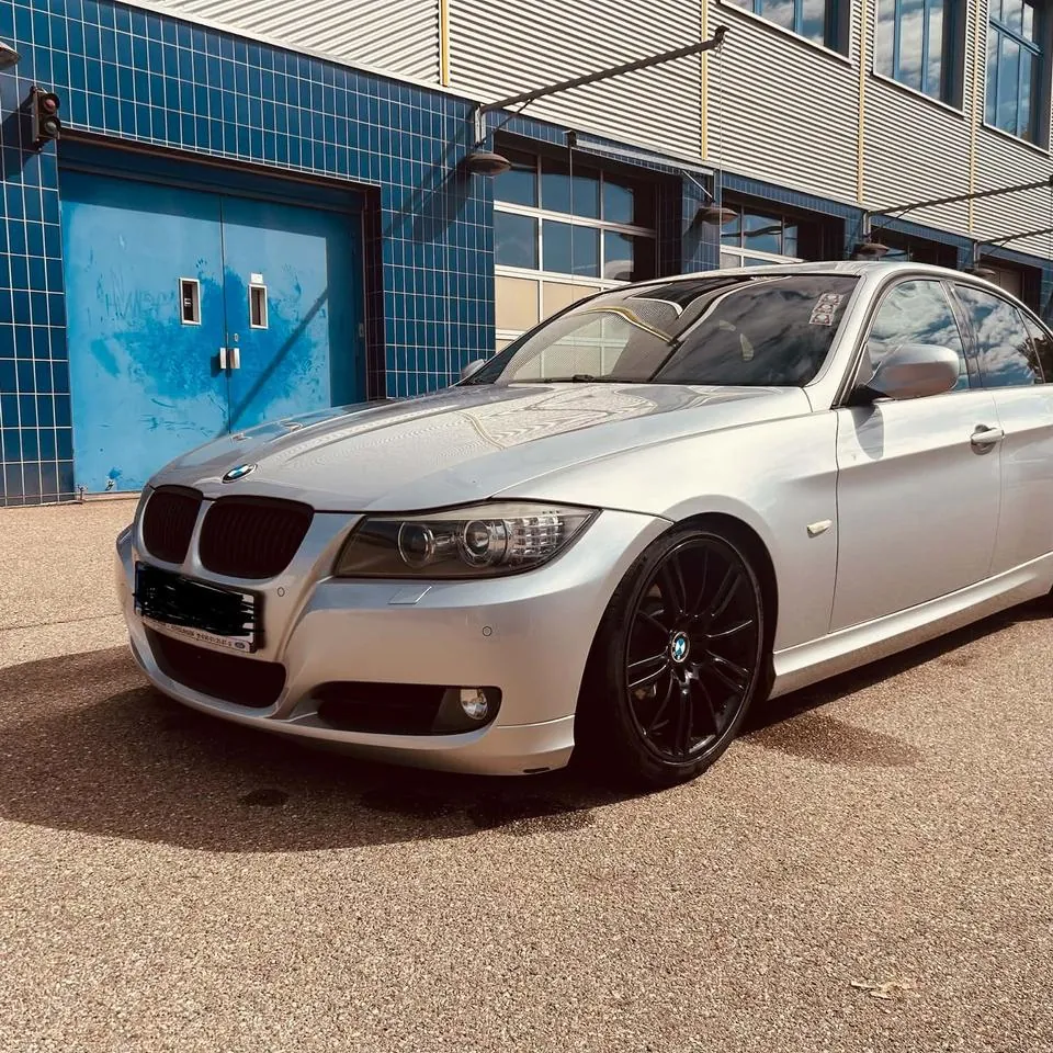 BMW E90