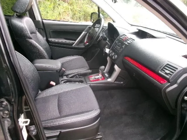 Subaru Forester 2014 photo 2