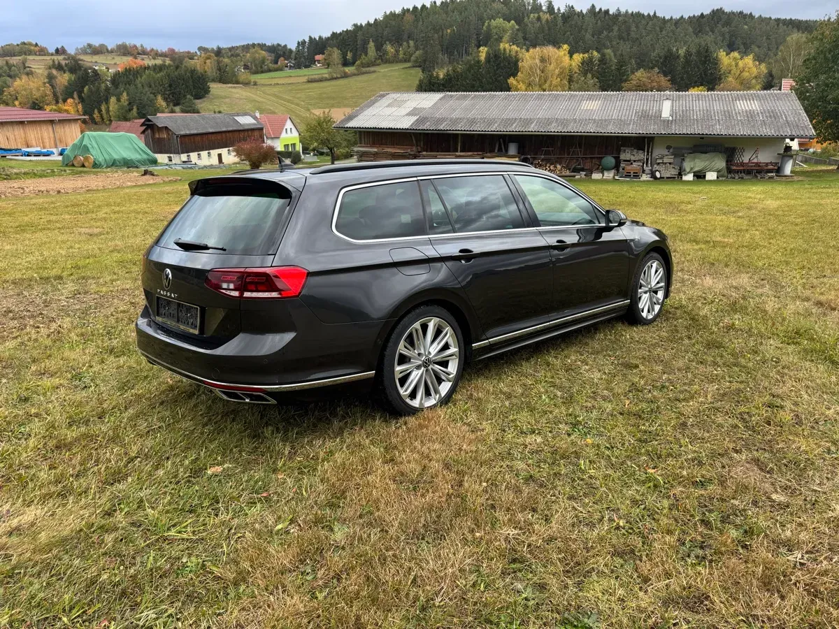 Volkswagen Passat 2021 photo 3