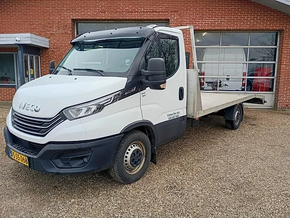 Iveco Daily 2023 photo 3