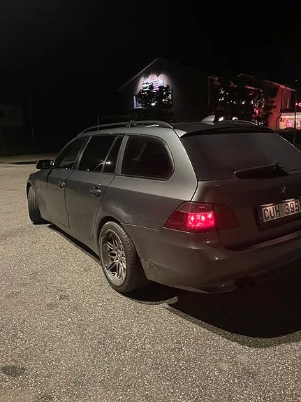 BMW 530D 2006 photo 2