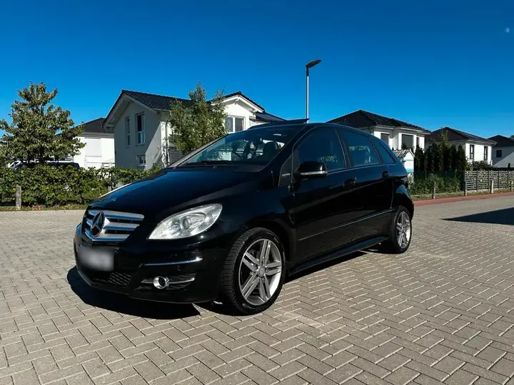 Mercedes-Benz B-Class