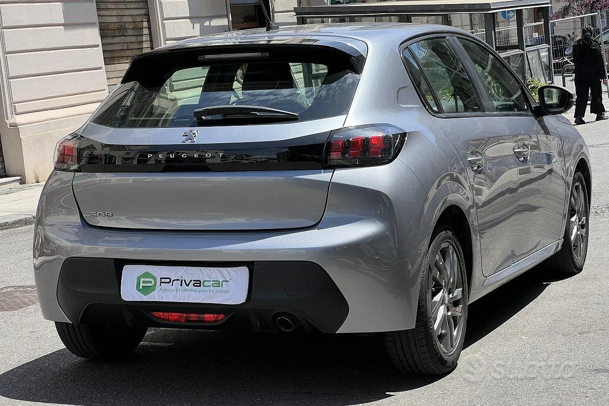 Peugeot 208 2021 photo 5