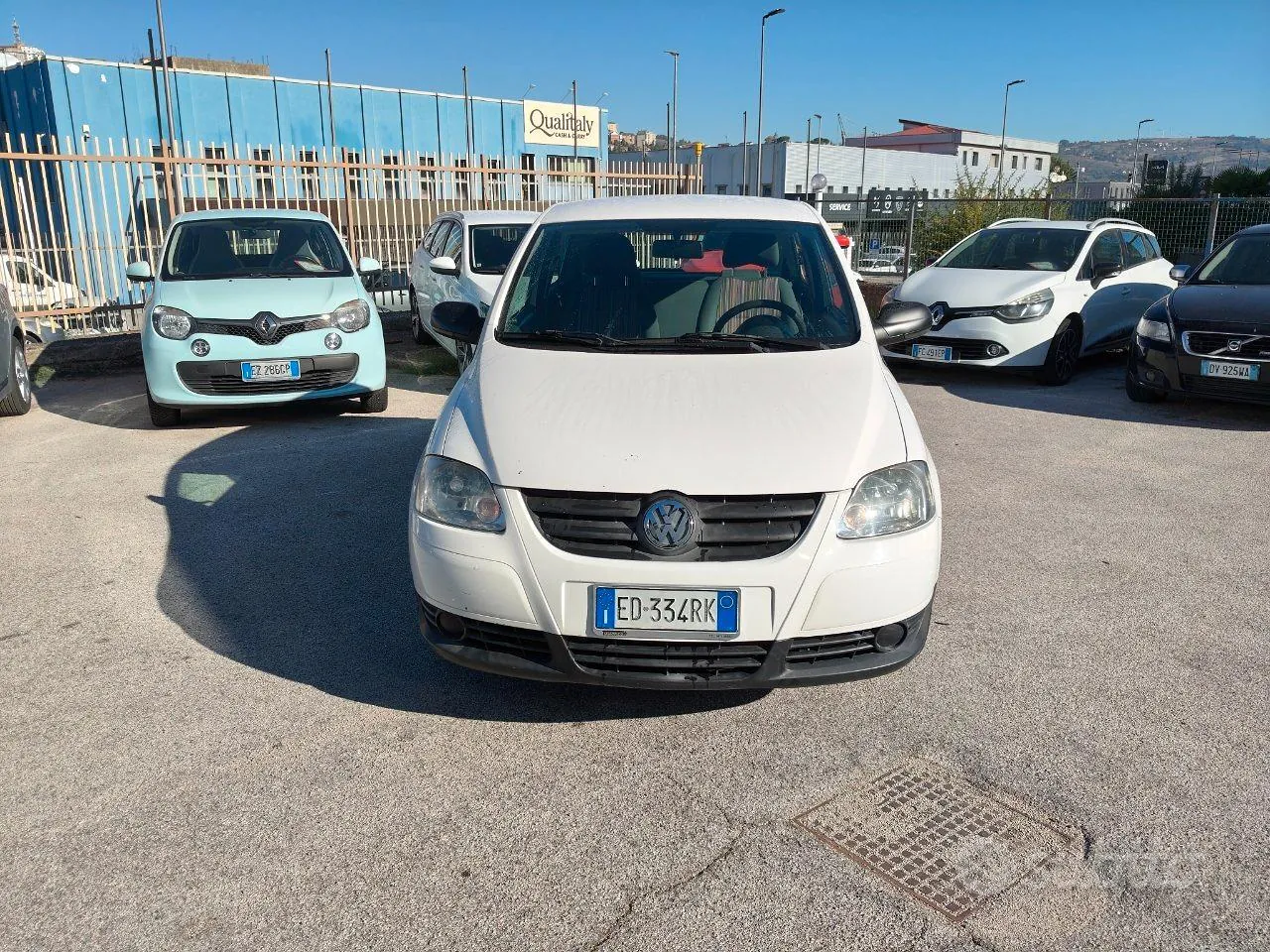 Volkswagen Fox 2010 photo 2