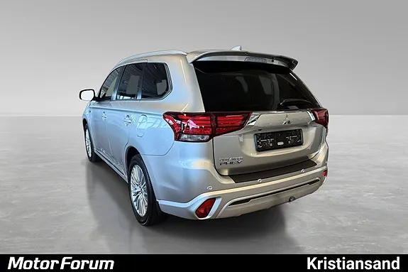 Mitsubishi Outlander 2020 photo 3