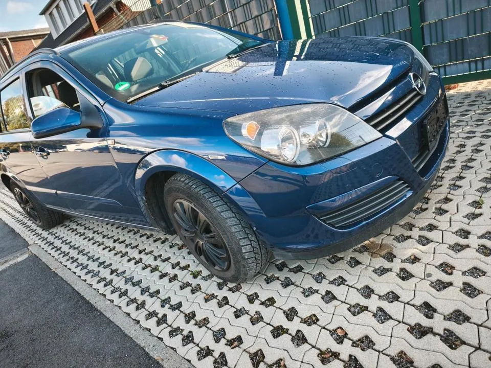 Opel Astra Caravan