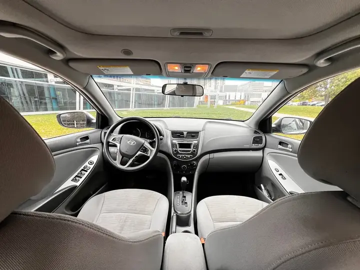 Hyundai Accent 2016 photo 5