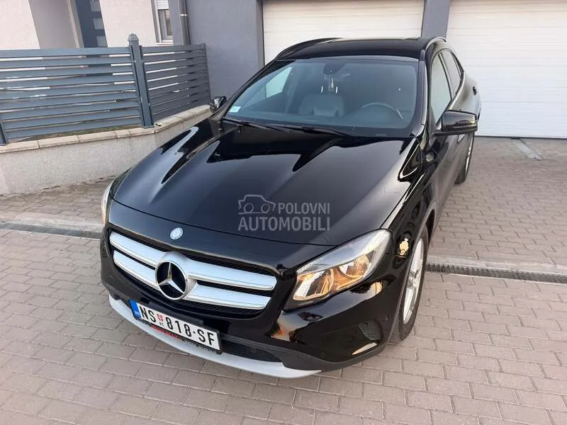 Mercedes-Benz Gla 2014 photo 2