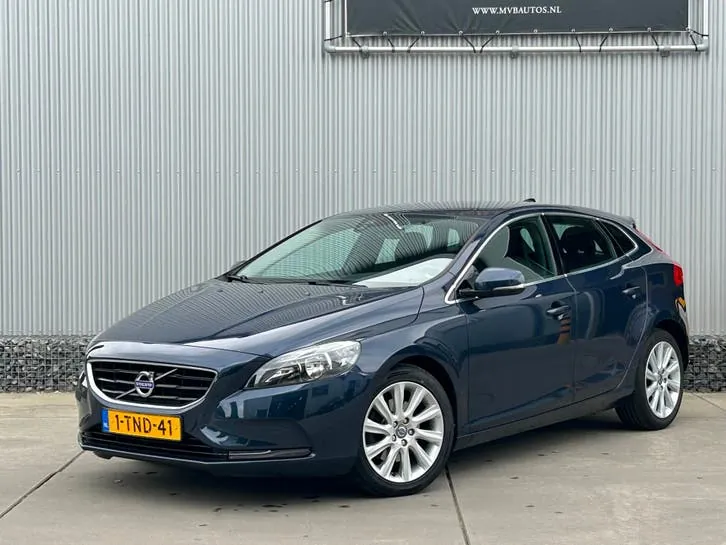 Volvo V40 2014 photo 2