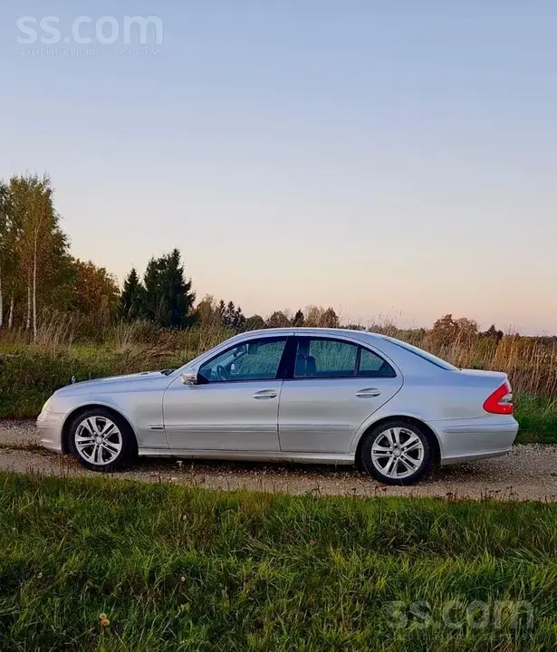 Mercedes-Benz E280 2006 photo 5