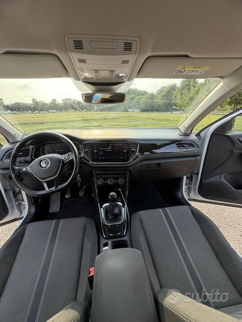 Volkswagen T-Roc 2019 photo 5