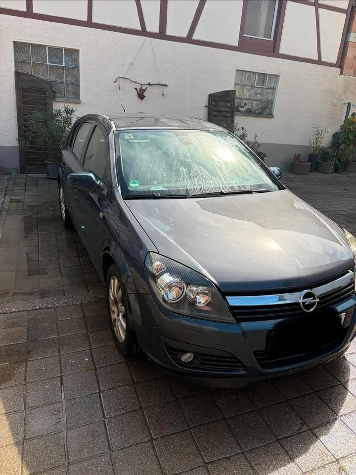 Opel Astra H