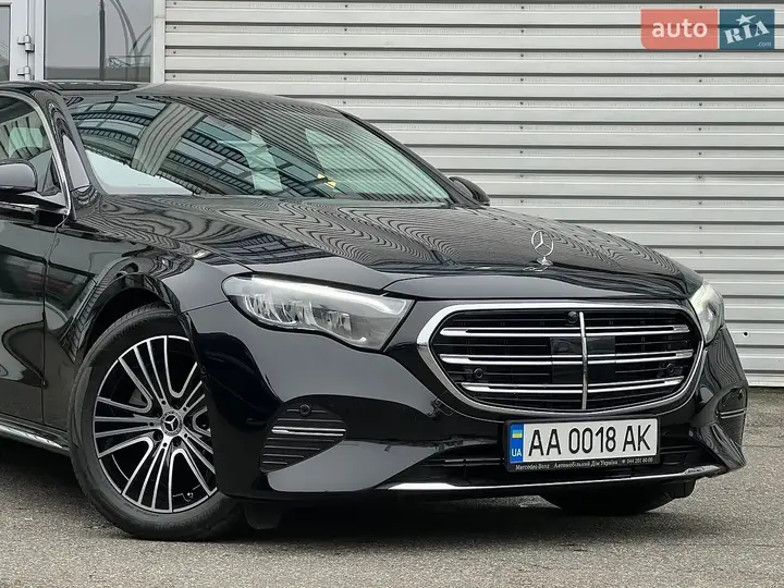 Mercedes-Benz E-Class 2024 photo 4