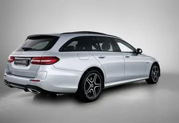 Mercedes-Benz E-Class 2022 photo 2