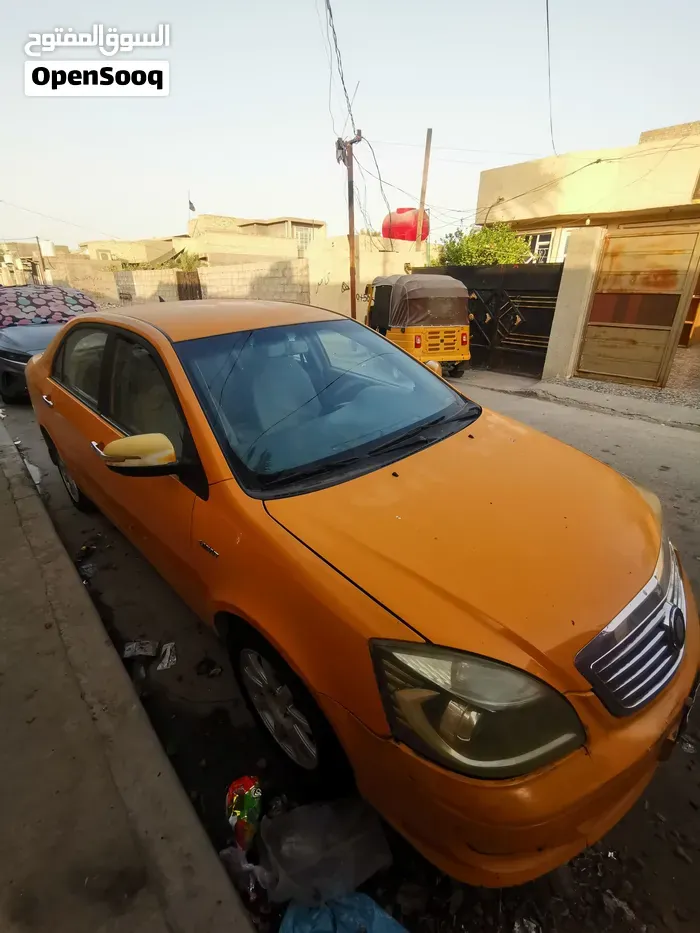 Geely Mobel 2013 photo 3