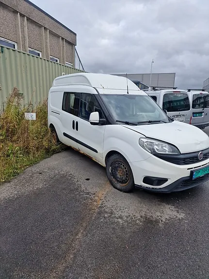 Fiat Doblo 2015 photo 2