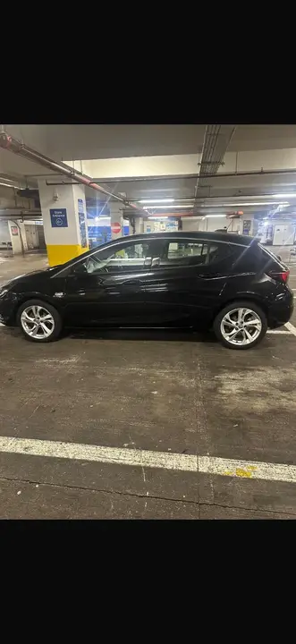 Vauxhall Astra 2017 photo 2